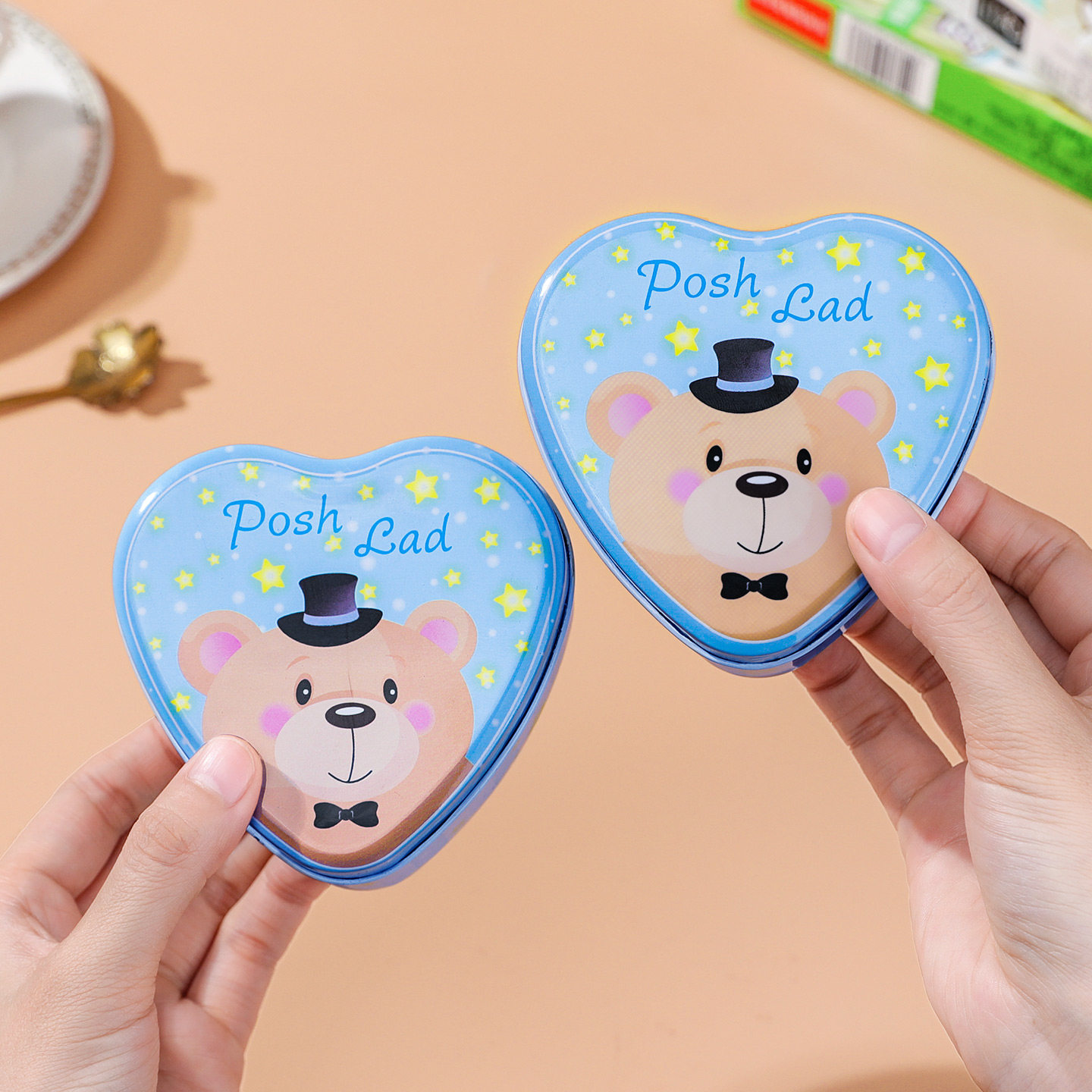 宝宝满月喜糖盒生日回礼伴手礼盒心形小铁盒糖果礼物包装盒空盒子