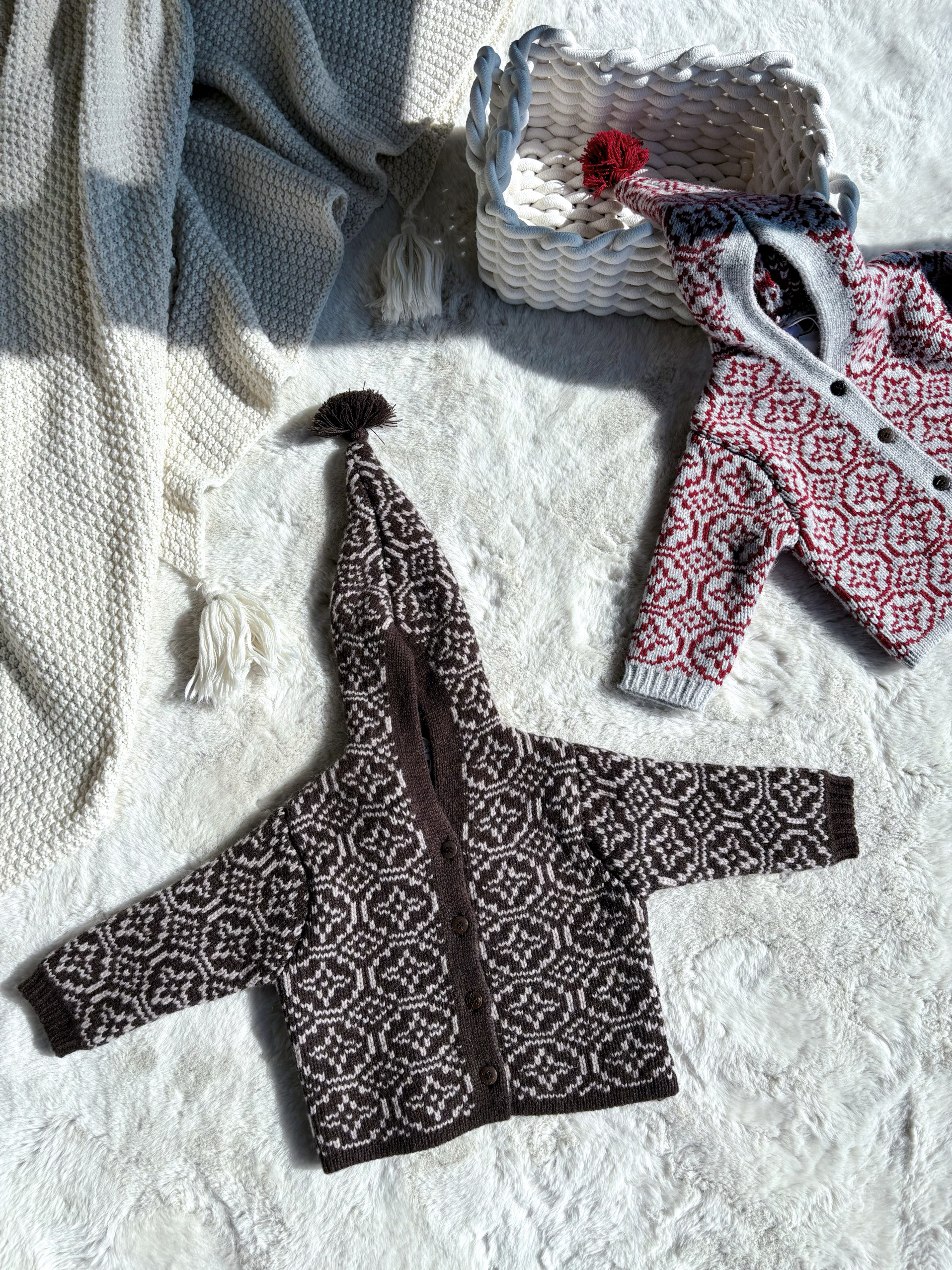 Millie Baby｜儿童精灵帽羊毛开衫秋冬圣诞新年复古连帽毛衣外套