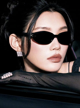 港风复古黑色小框猫眼度假偏光墨镜女款潮y2k辣妹太阳眼镜春夏男