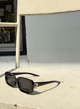 珍妮同款美式复古港风长方形墨镜女潮高级感辣妹风大框太阳眼镜男