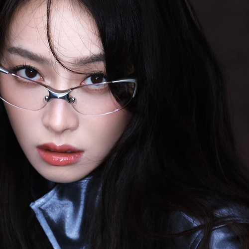 宋茜同款美式无框猫眼镜潮女未来感YK2个性金属凹造型平光眼镜男