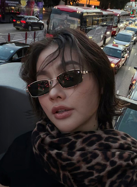 酉事2025新款时尚复古港风窄框墨镜女欧美风高级感太阳镜