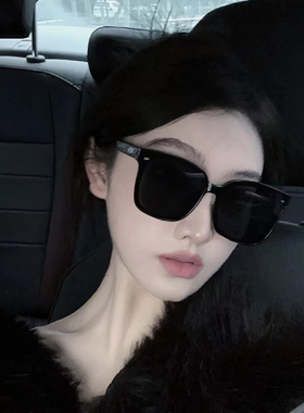 高级感女款黑色大框防晒墨镜方形