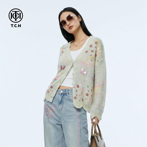 TCH【时尚百搭】秋款时尚烫钻绿色休闲风女装针织开衫T78A43E1110
