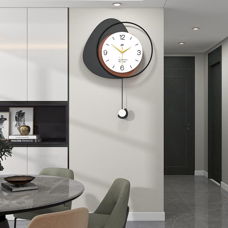 现代简约挂钟家用客厅静音时钟挂墙餐厅装饰静音钟表时尚高级感