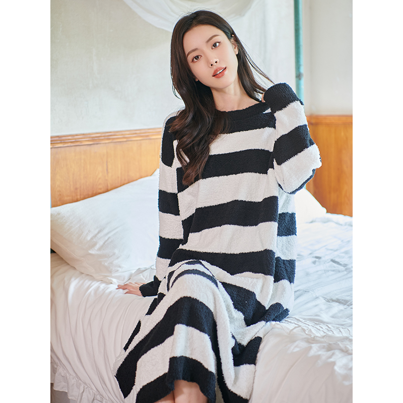 宅格格韩系慵懒风软绵绵睡裙