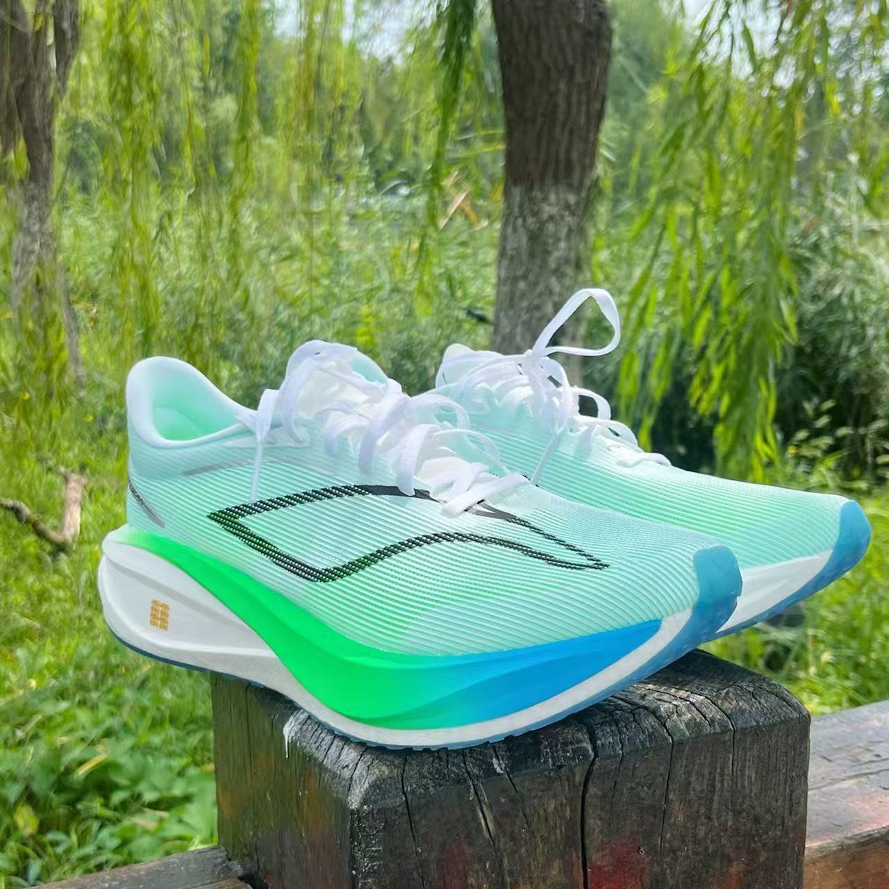 飞电5c跑鞋碳板2025秋冬款白色运动鞋儿童跑步鞋减震气垫鞋男童