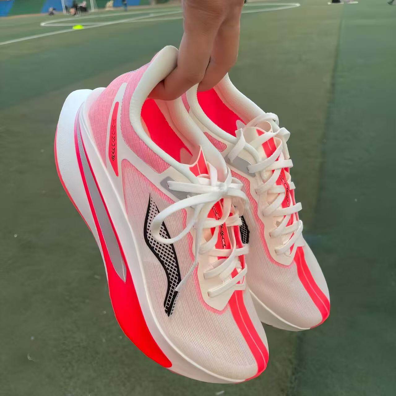 飞电6c儿童碳板运动鞋女童鞋子新款秋冬网面保暖女童跑步鞋小白鞋