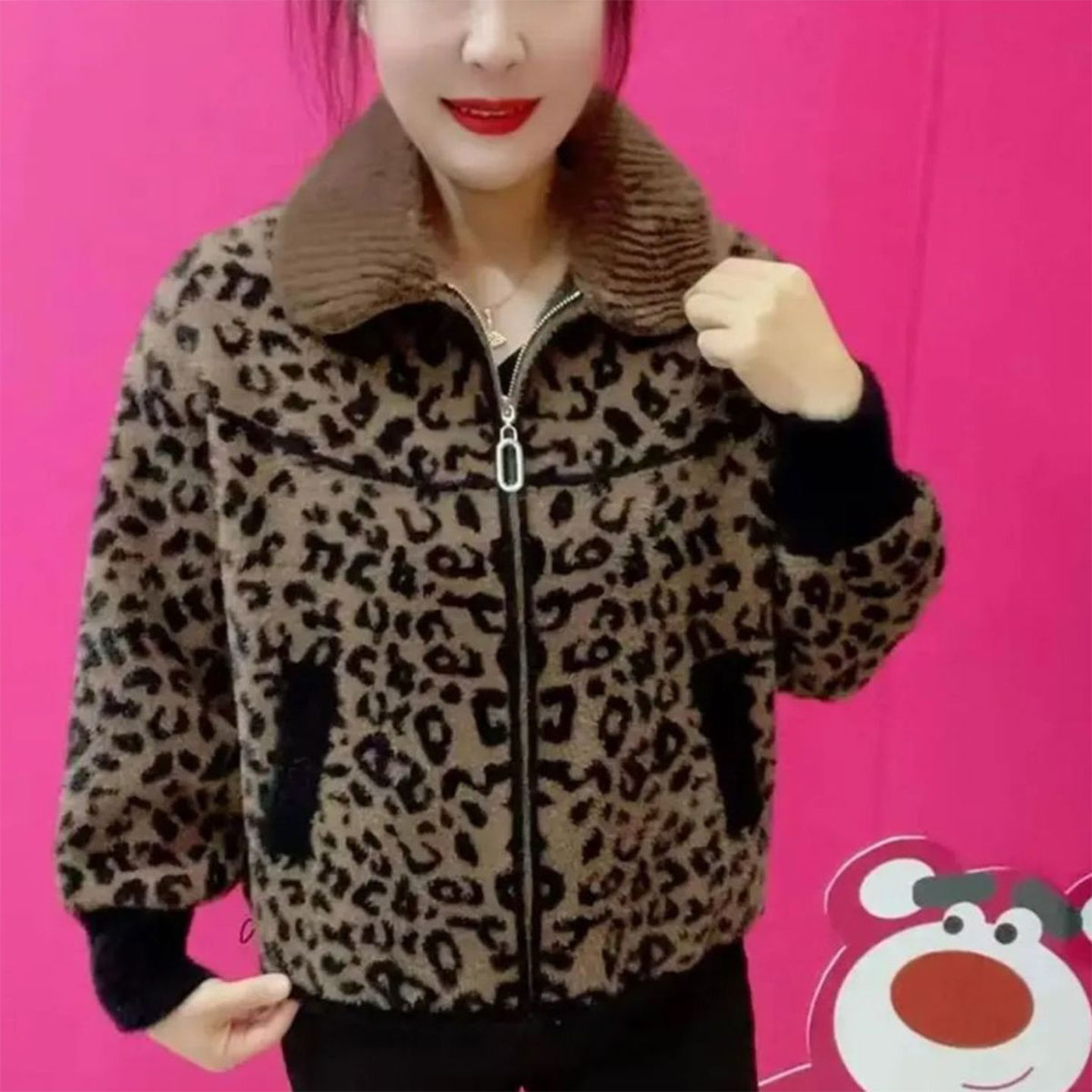 时髦豹纹长袖翻领厚款外套妈妈装