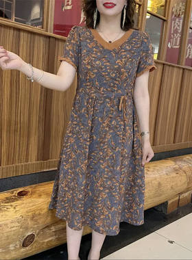 高贵碎花拼接绑带连衣裙遮肚女装