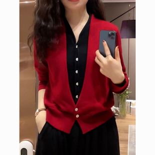 宽松弹力纯欲风上衣女装 时尚 新款 2023春季 设计感v领假两件针织衫