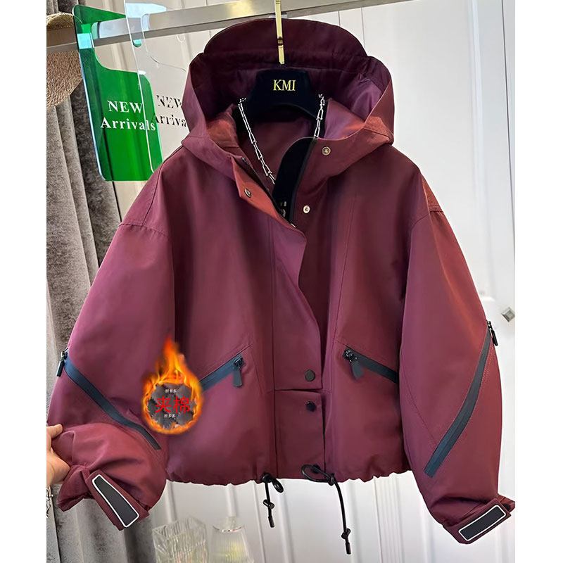 时尚加厚保暖夹克外套女2024冬季新款宽松大码百搭洋气冲锋衣棉服