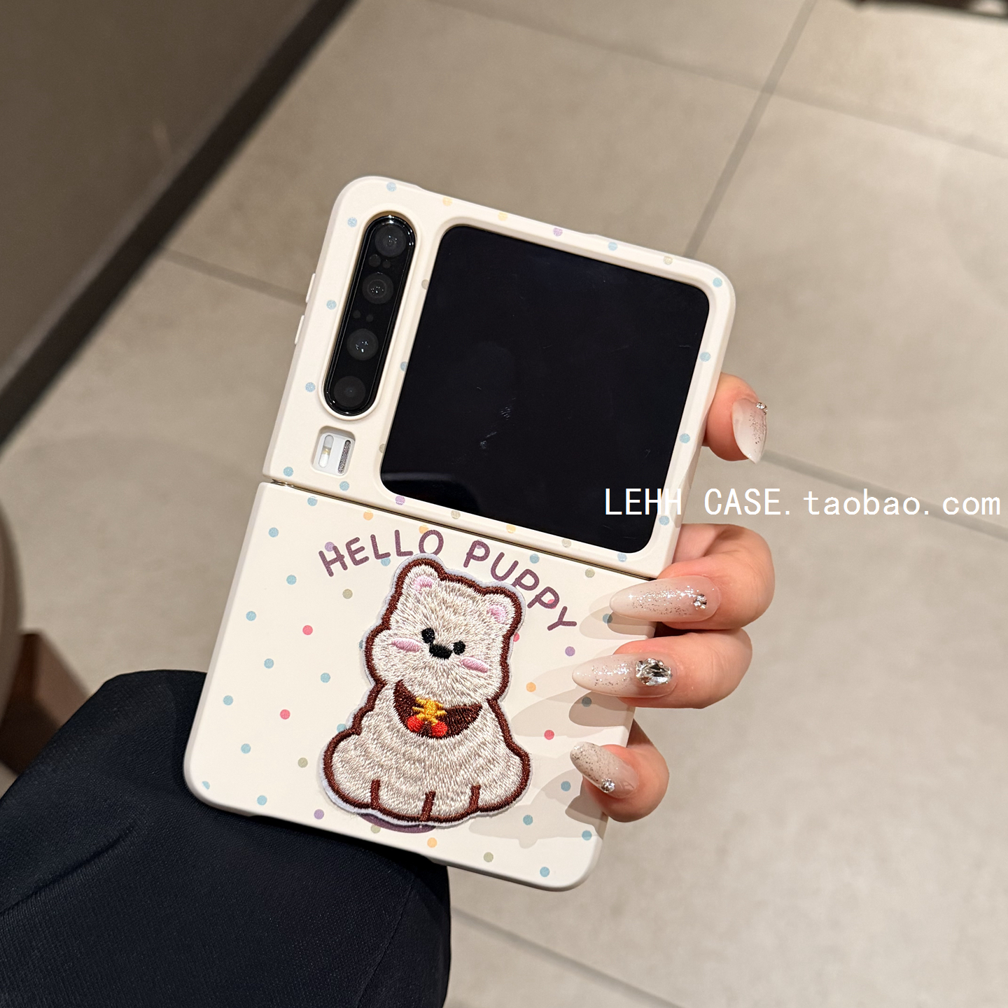 彩色波点刺绣小狗适用华为purax手机壳新款小米mixflip2折叠屏pocket2肤感三星zflip6/7FE卡通荣耀v秋冬女
