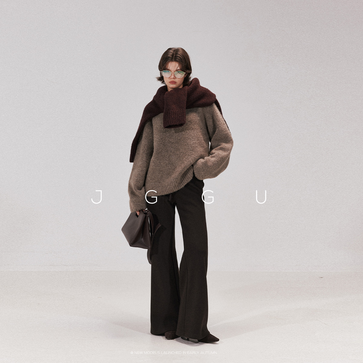 混纺面料软糯圆领加厚毛衣