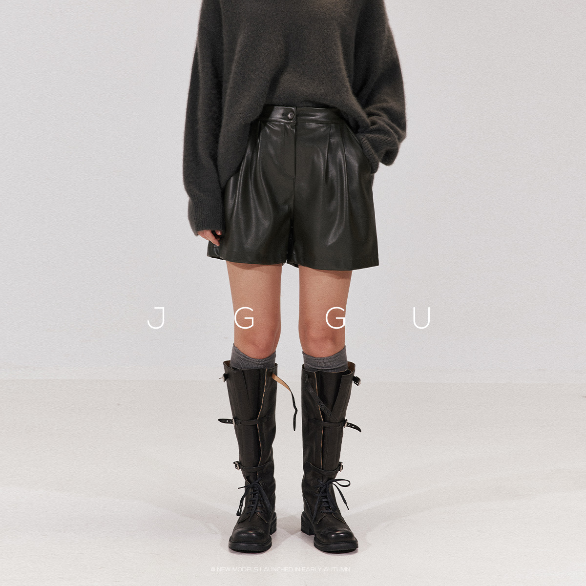 高品质PU面料超柔蛋白皮时髦短裤