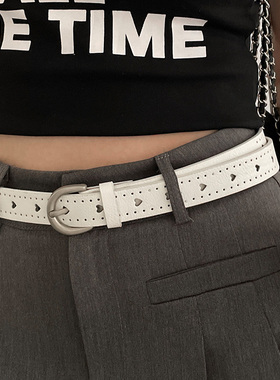 镂空爱心腰带女个性韩版新款简约白色皮带学生牛仔裤带设计感小众