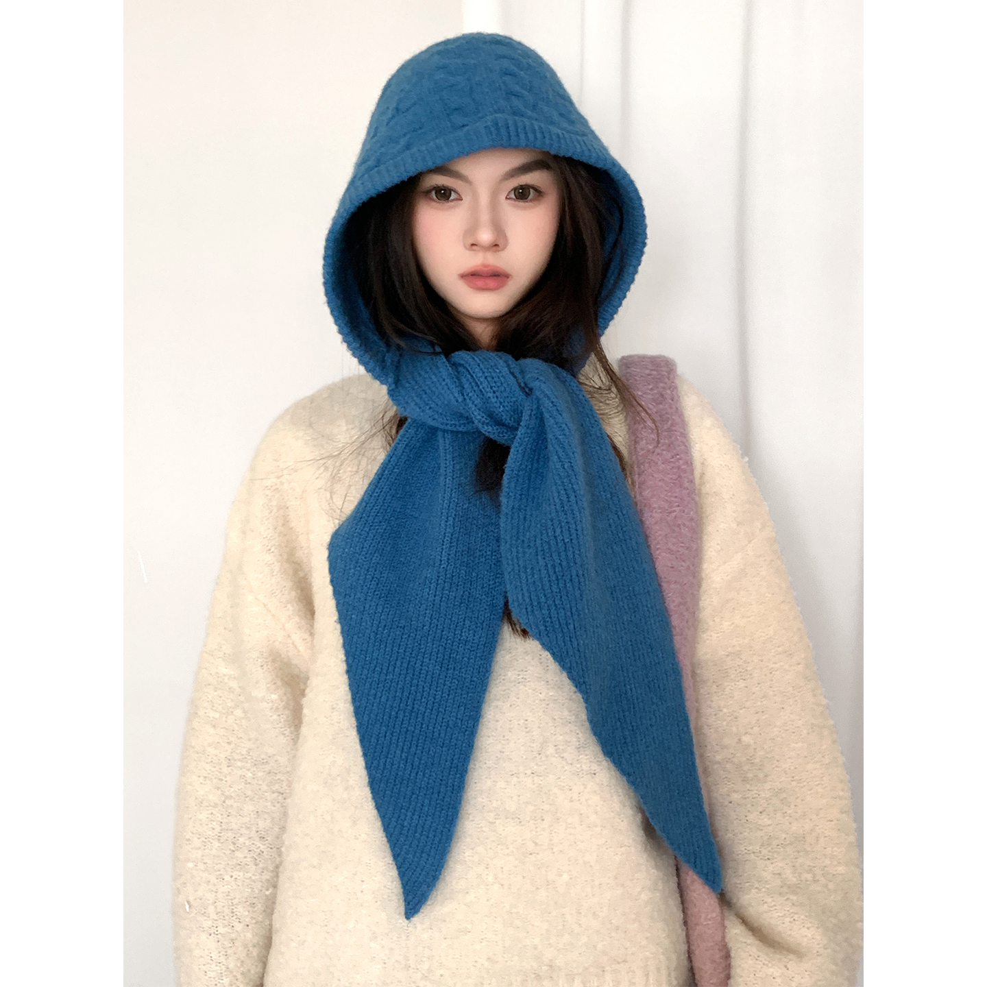 冬季蓝色巴拉克拉法帽