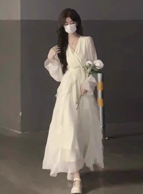 温柔风白月光连衣裙仙女超仙高级感法式气质春夏清纯白色长袖裙子
