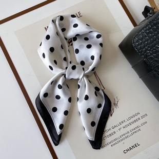 丝巾系脖小方巾女韩系波点春夏头巾职场职业领巾围脖百搭飘带围巾