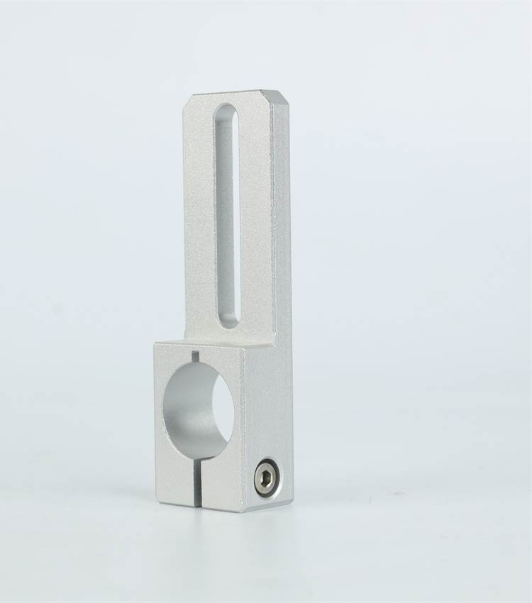 机械手治具连接固定不锈钢管夹块金具滑移支架单槽连接块槽70长