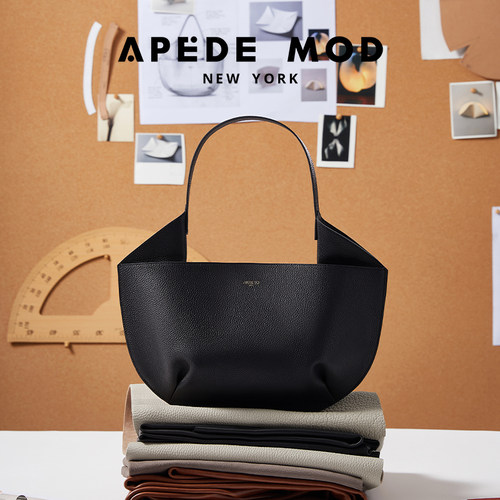 Apede Mod/春夏新品中号半月折纸包职场通勤单肩手拎牛皮真皮女包