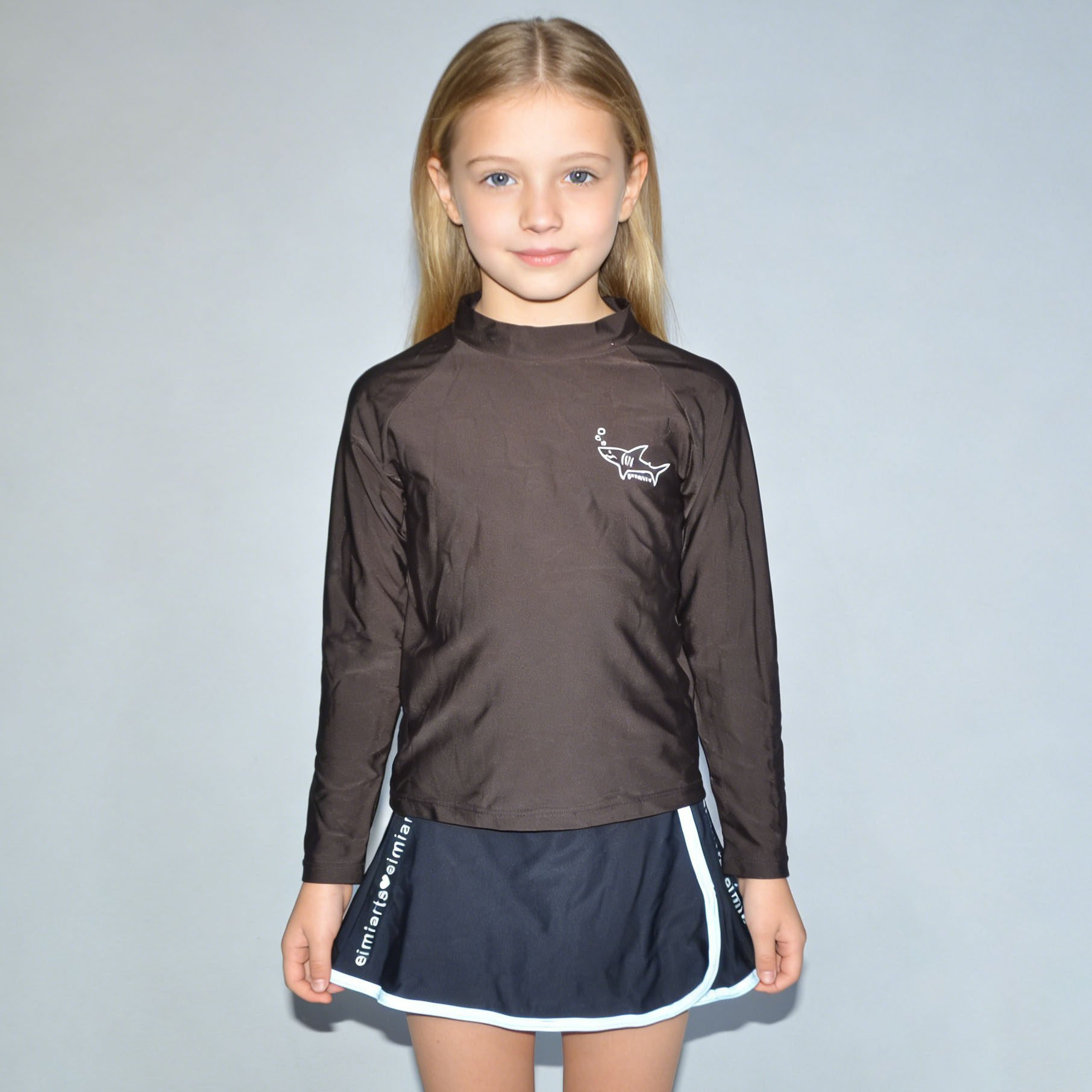 日本原单WANI****混搭黑裤啡上衣海滩泳池长袖分体泳衣女童中大童