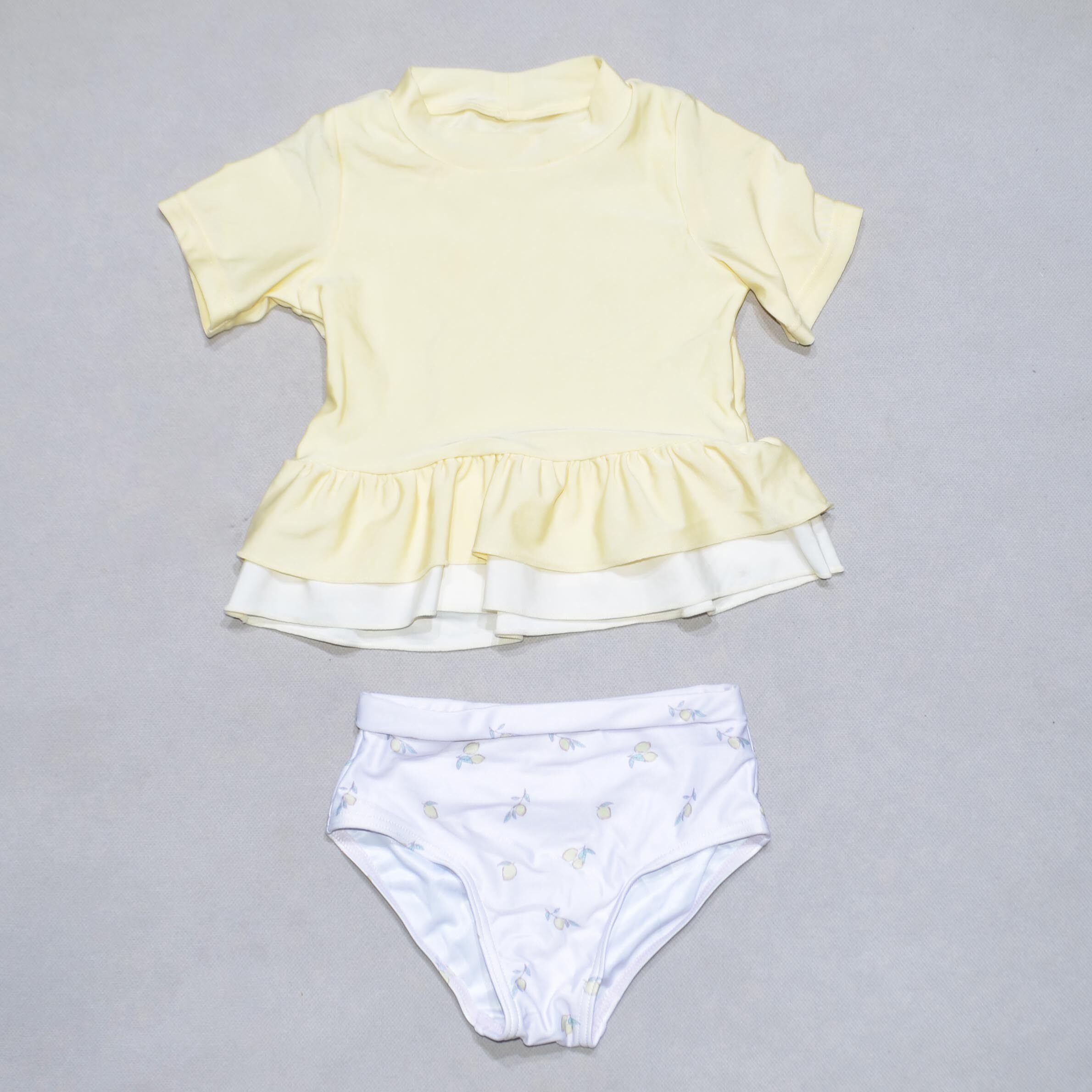 粉黄上衣米白裤游泳分体泳衣女童