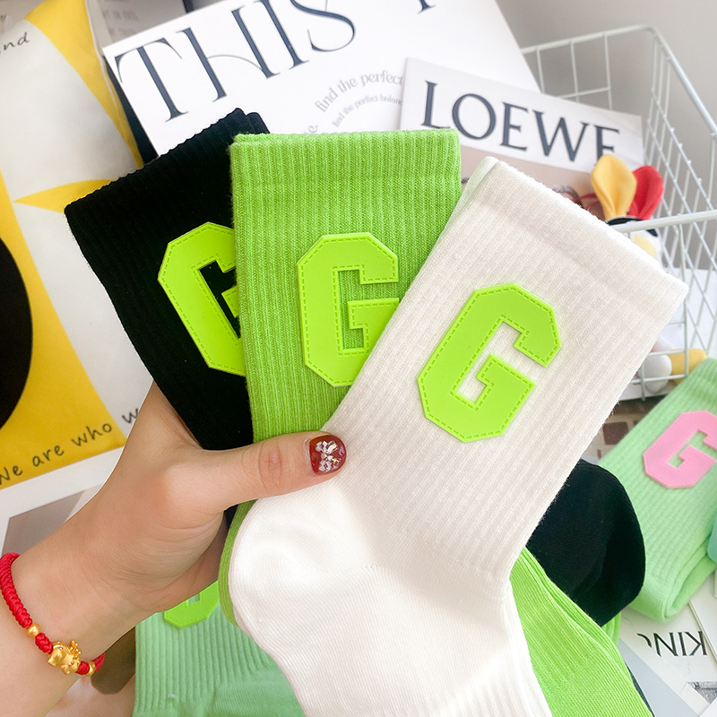 日韩搭配老爹鞋鲨鱼裤中筒袜潮