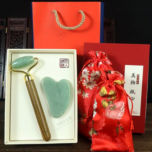 天然东陵玉石面部滚轮按摩棒心形刮痧板推脸提拉神器手动拨筋棒