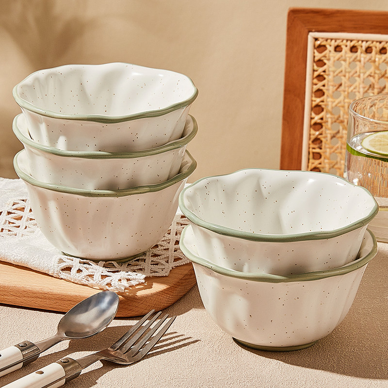 北欧风陶瓷碗家用特别好看的吃饭小碗花边高颜值米饭碗面碗盘餐具