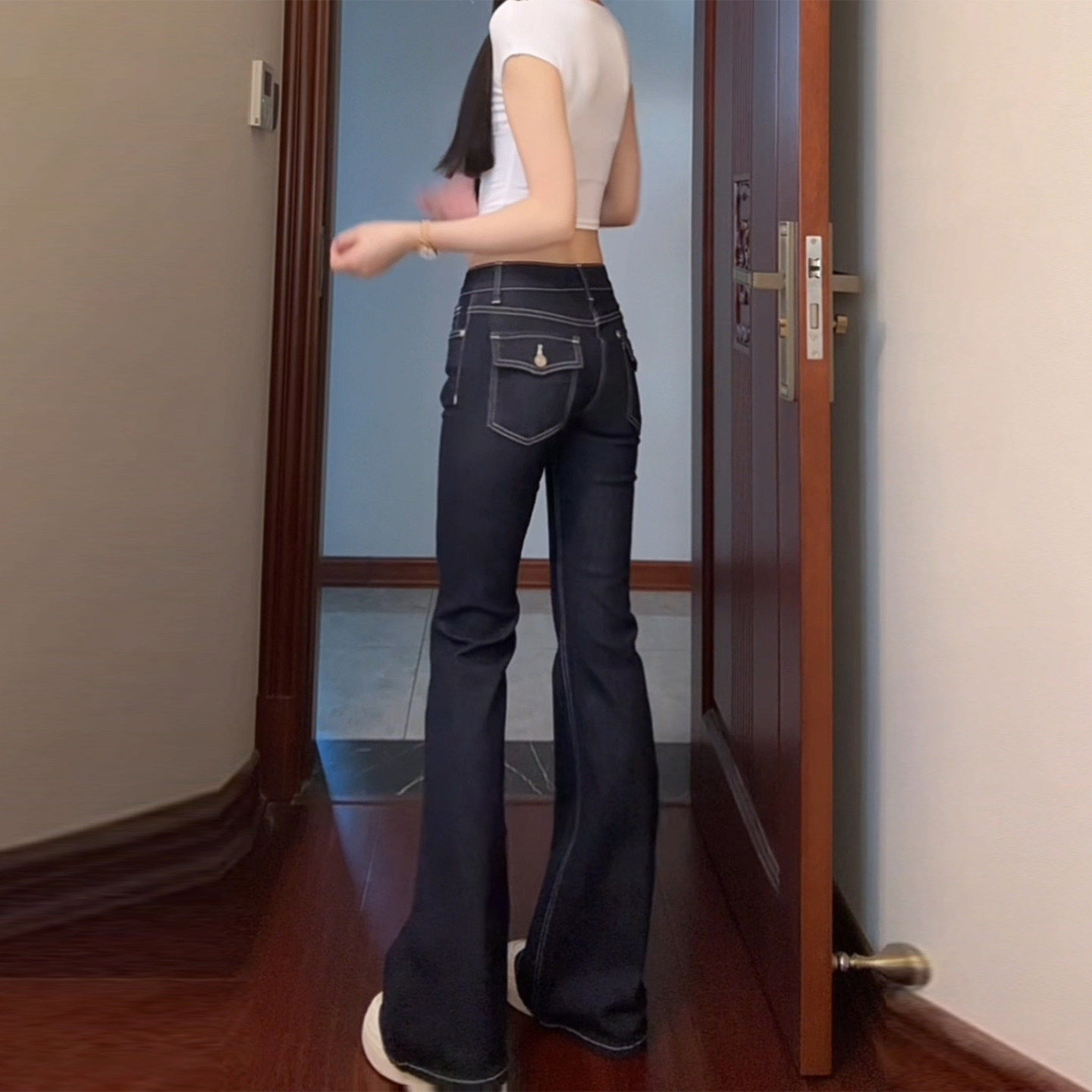 春夏丹宁蓝高腰微喇牛仔裤女