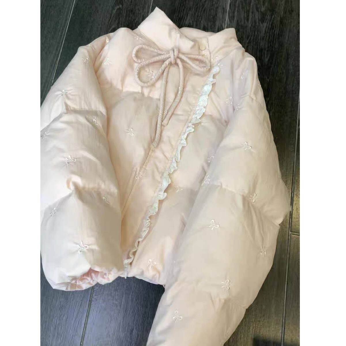 蕾丝拼接棉服外套女冬季韩系高级感粉色蝴蝶结加厚保暖系带棉衣