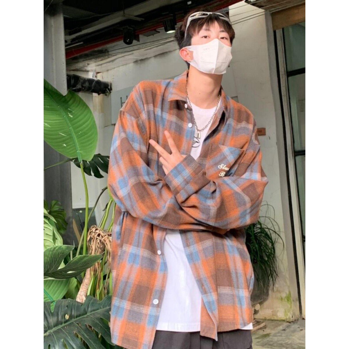 日系复古秋季衬衫男咖色男生穿搭格子衣服高级感青少年长袖衬衣