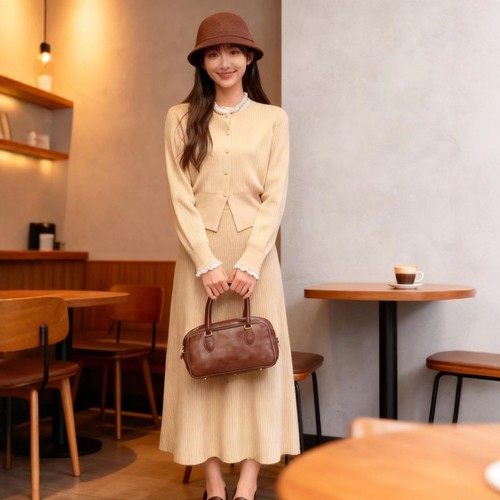 巨好看韩系减龄小香软糯针织套装