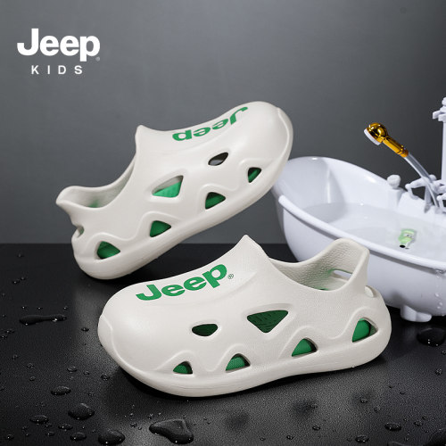 Jeep儿童软底户外沙滩鞋包头凉鞋