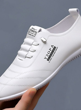 男士豆豆鞋子2025新款白色皮鞋休闲百搭韩版小白鞋软底软面