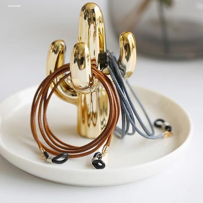 2024时尚博主上脸超仙ins太阳镜小香款平光镜麻花边眼镜挂链近视