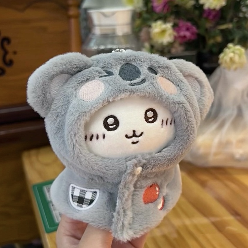 日本正版chiikawa考拉娃衣吉伊外套小八玩偶乌萨奇生日水獭公仔