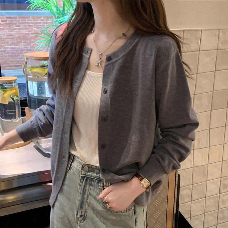 针织开衫外套女春秋2025早秋新款上衣爆款外搭高级感灰色宽松毛衣