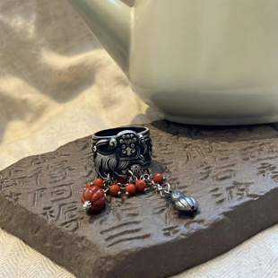 925银复古做旧醒狮古典宽版戒指小众设计圆珠南瓜葫芦流苏指环女