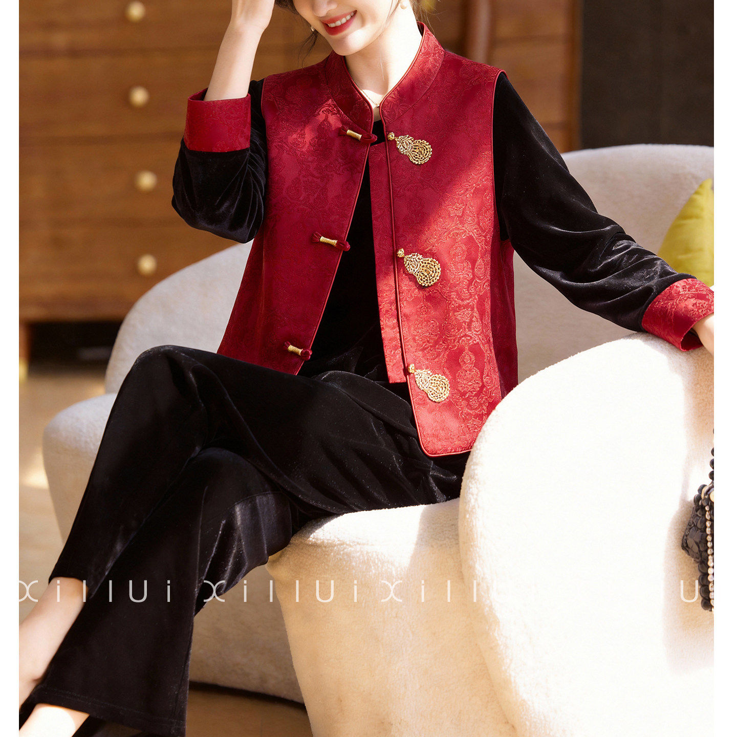 喜卉新中式刺绣马甲中老年女装提花国风妈妈春装新年上衣裤子套装