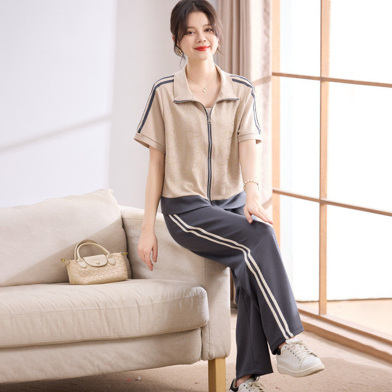 喜卉妈妈夏装时尚运动套装中老年女装洋气短袖外套休闲裤子两件套