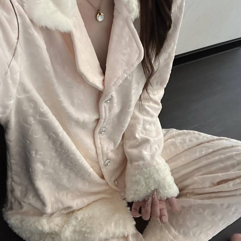 法式海岛绒睡衣女秋冬2025新款大码保暖舒适可外穿家居服套装ins,女士内衣/男士内衣/家居服,睡衣/家居服套装,淘宝优惠券,粉丝福利购,淘宝优惠卷