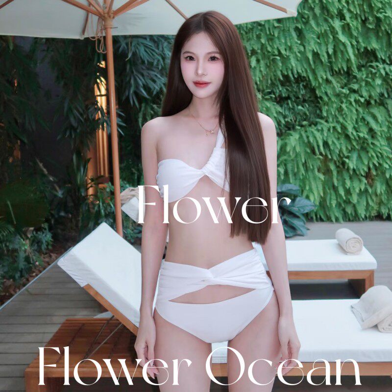 【小白花】高级感白色分体性感bikini两件套泡温泉度假泳衣