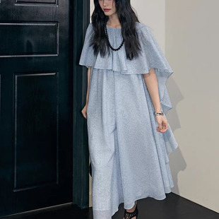 蓝色条纹斗篷披肩连衣裙长裙女2025春夏季新款气质温柔裙子