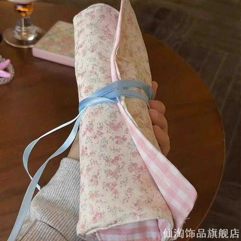 便携式化妆刷收纳包大容量眼线眉笔外出刷子包碎花绑带卷式收纳包