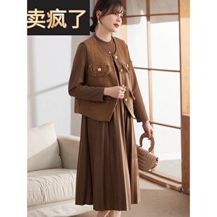 喜卉中老年妈妈秋装连衣裙洋气两件套2025新款高贵阔太太马甲裙子