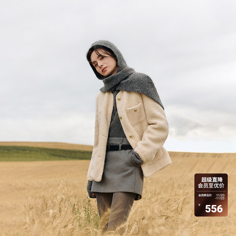 欧时力圆领香风皮草外套