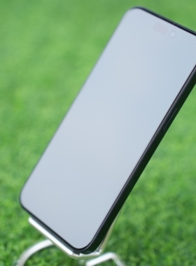 【分店促销】 适用于苹果17Promax/17Pro/17/16Promax/16pro【无视公差屏】全贴合 全覆盖 无遮挡全胶钢化膜