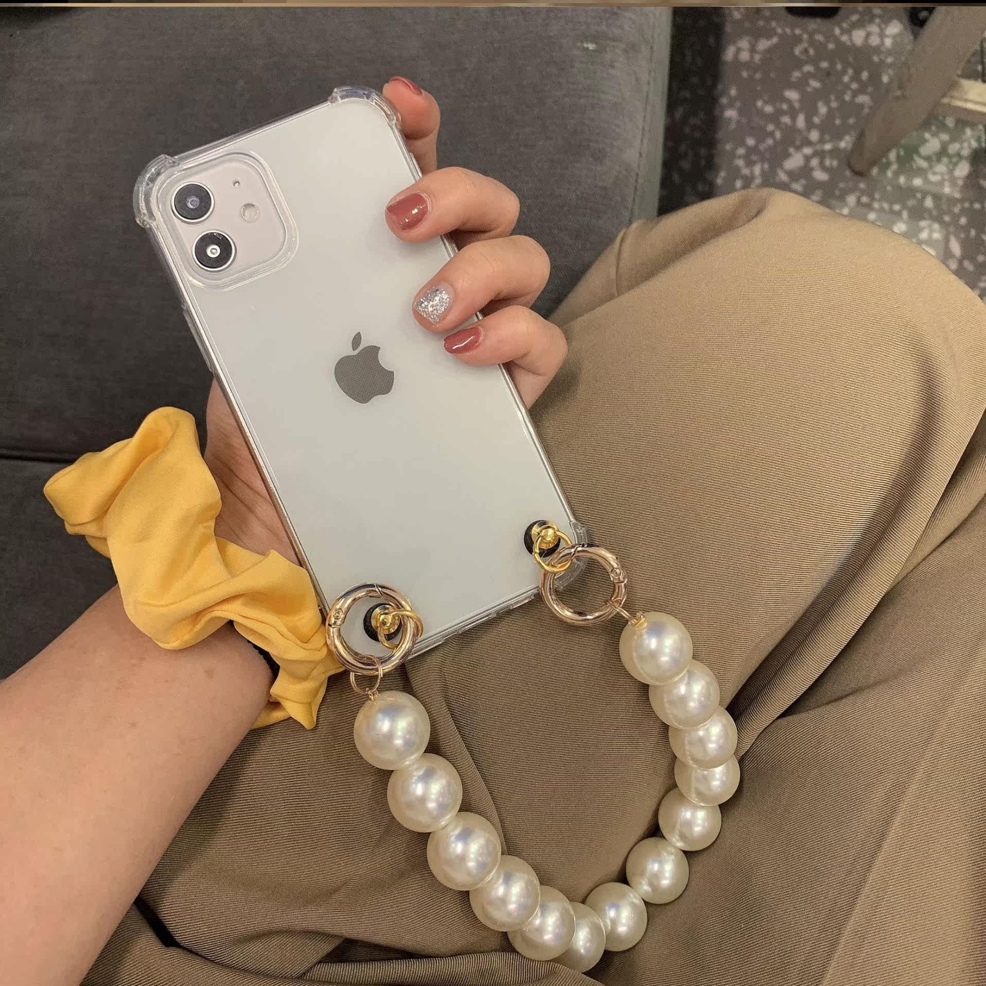 携帯電話のケースの大きい真珠のチェーンの部品はiphone韓国ネットの赤い主人の赤い本の同項のシリカゲルの予防に適用します